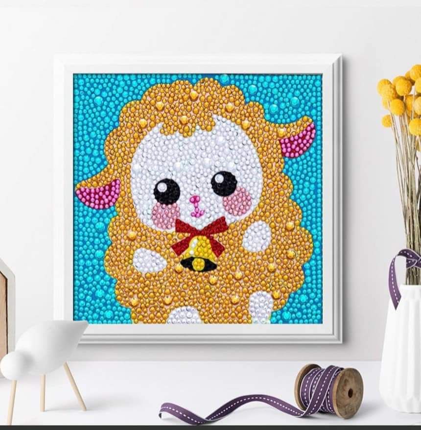 Tranh đính đá em bé