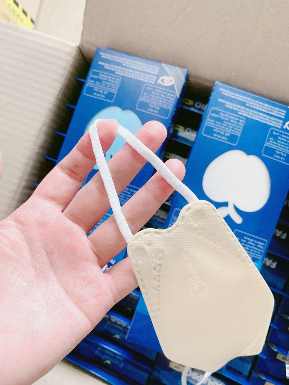 KHẨU TRANG KF94 FARMAPRO - BÁN TỪ 3 HỘP 50k