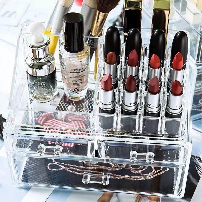 KỆ MỸ PHẨM 3 TẦNG