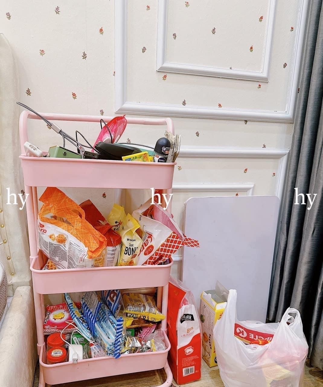 KỆ SPA 3 TẦNG CÓ BÁNH XE SIÊU XỊN SÒ