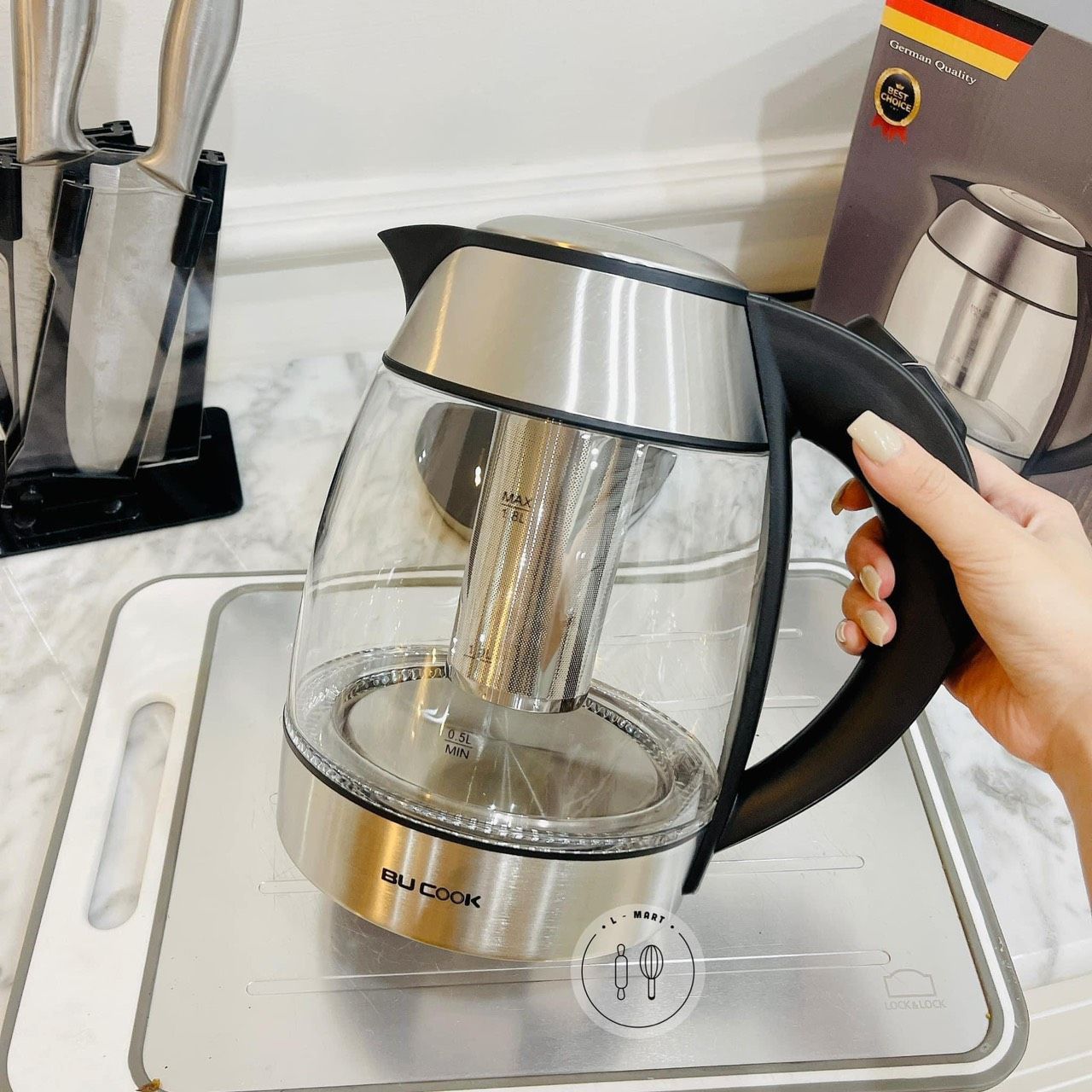 Ấm siêu tốc thủy tinh BUCOOK  1L8