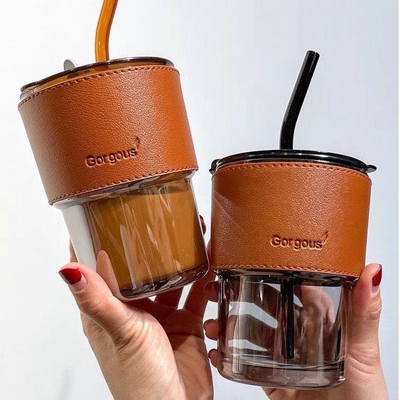 CỐC THỦY TINH MÀU HỔ PHÁCH BỌC DA 