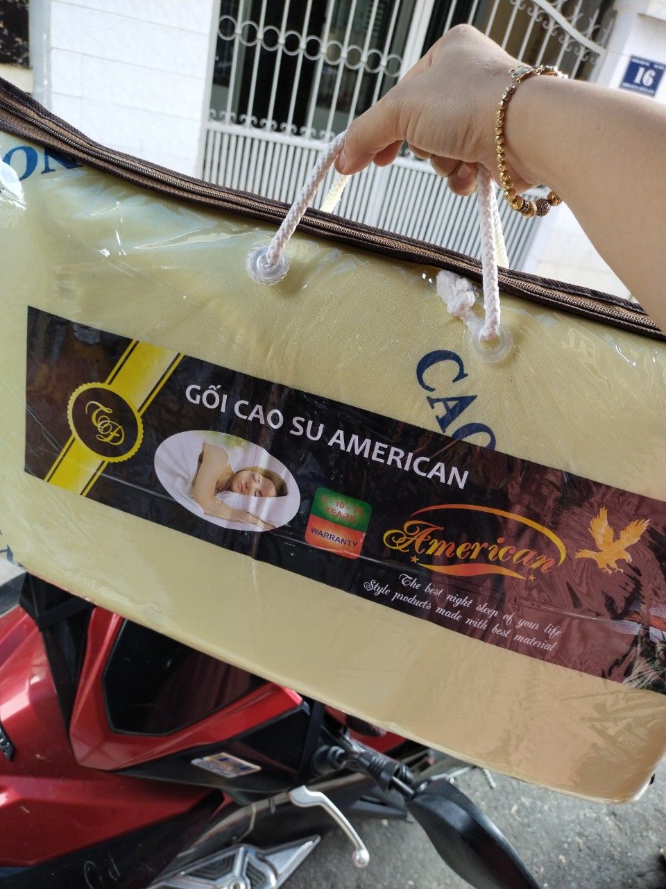 GỐI NẰM CAO SU NON AMERICAN