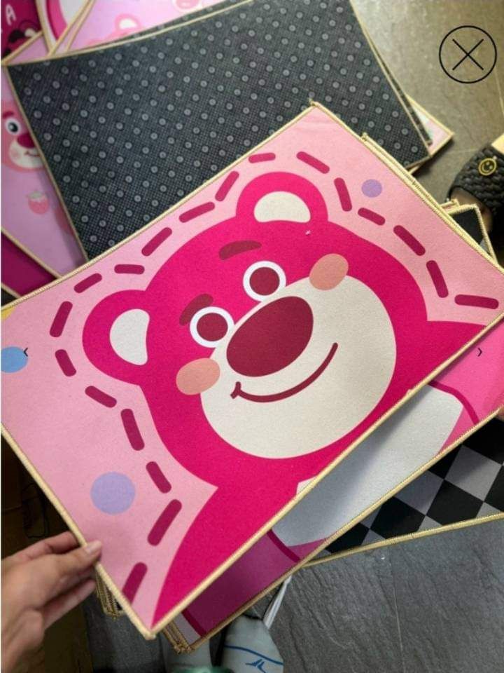 THẢM CHÂN GẤU HỒNG LOTSO - SET 2 MIẾNG 