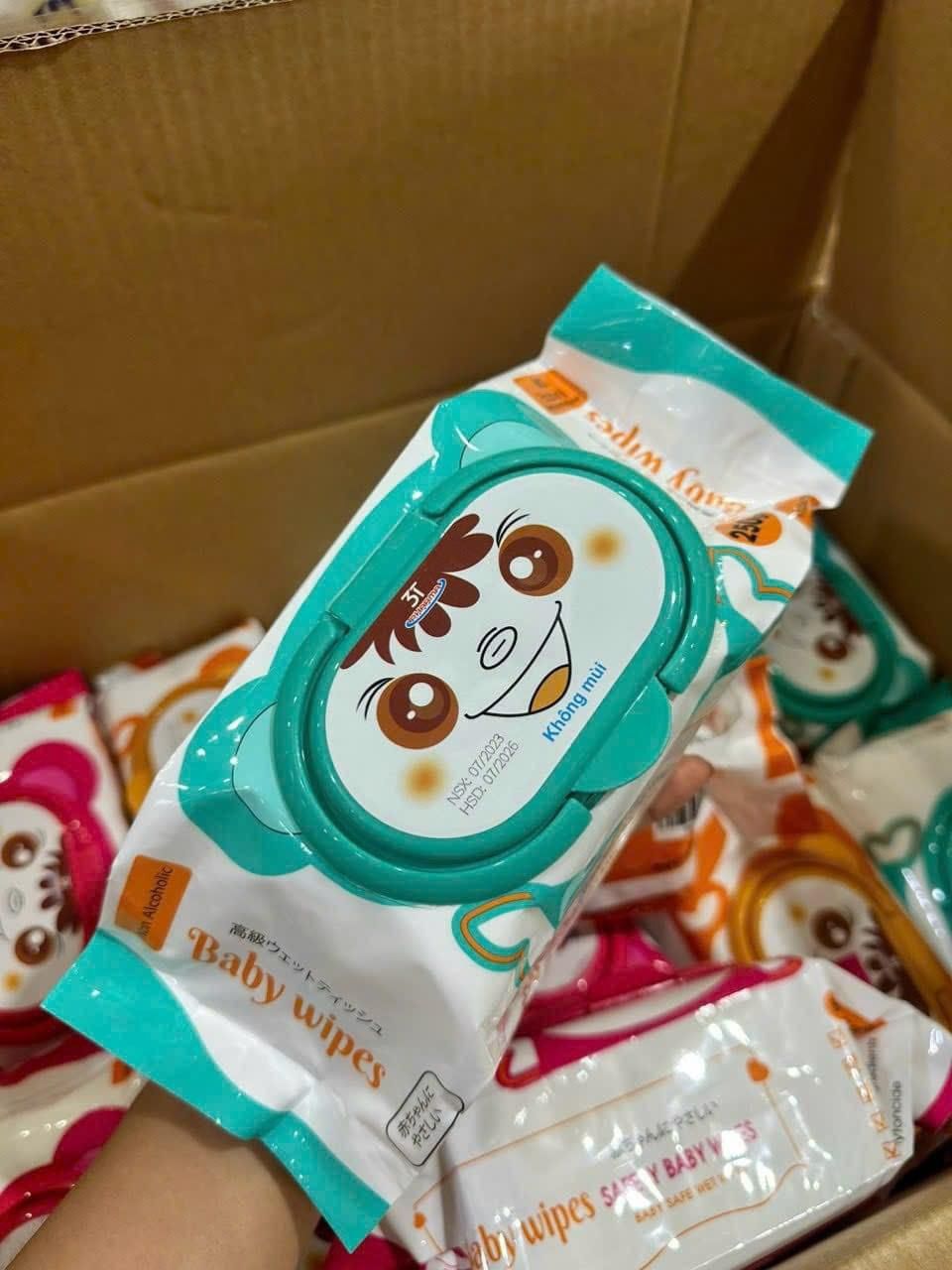 KHĂN ƯỚT BABY WIPES 