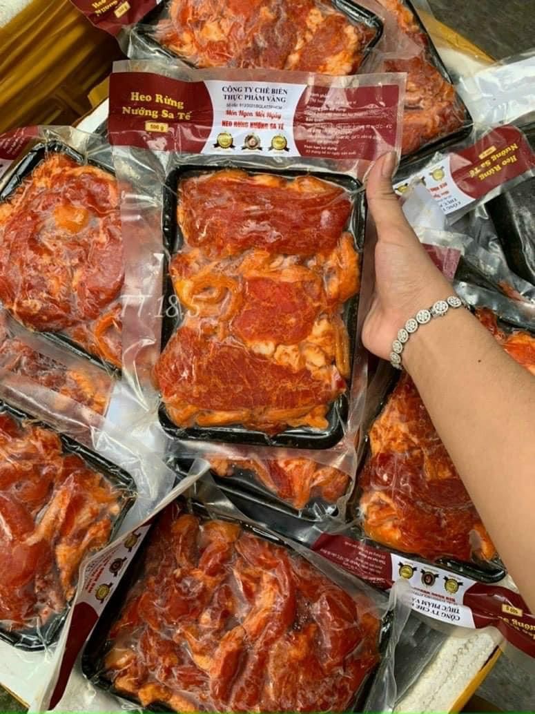 HEO RỪNG ƯỚP SATE - 1 KÝ 2 KHAY