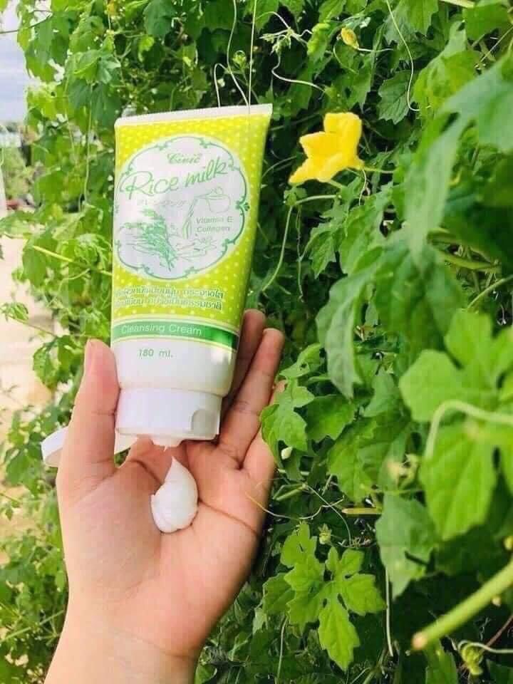 SỮA RỬA MẶT THÁI LAN