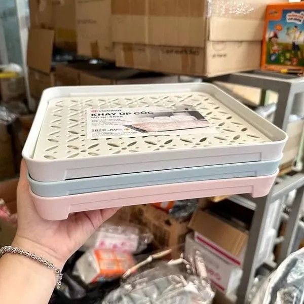 KHAY ÚP LY NHỰA ECCO