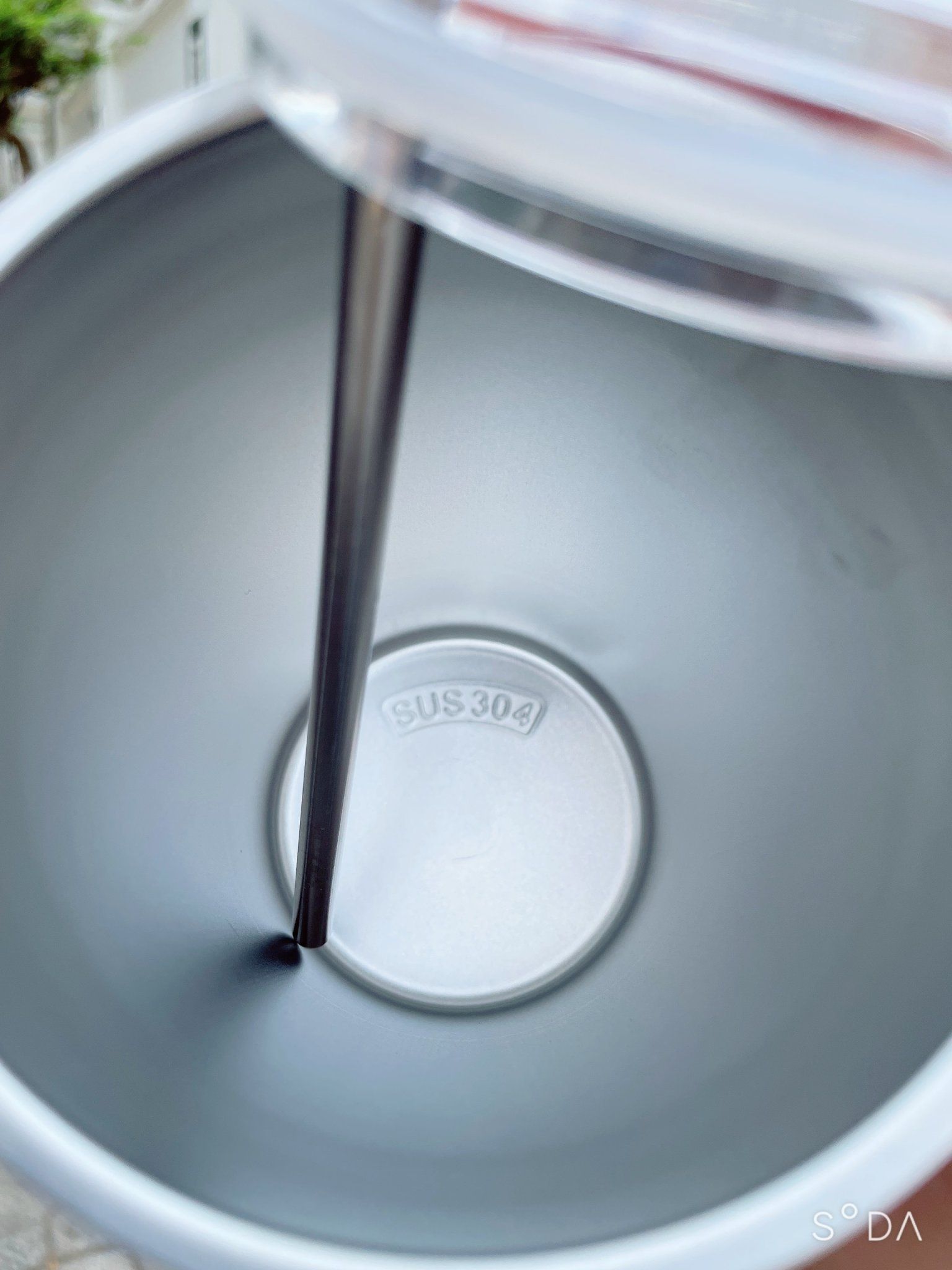 LY GIỮ NHIỆT GẤU DÂU DISNEY