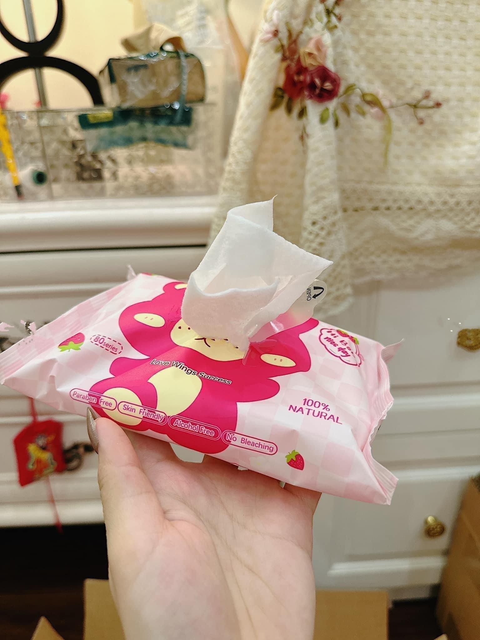 THÙNG GIẤY ƯỚT GẤU DÂU THÙNG 10 GÓI