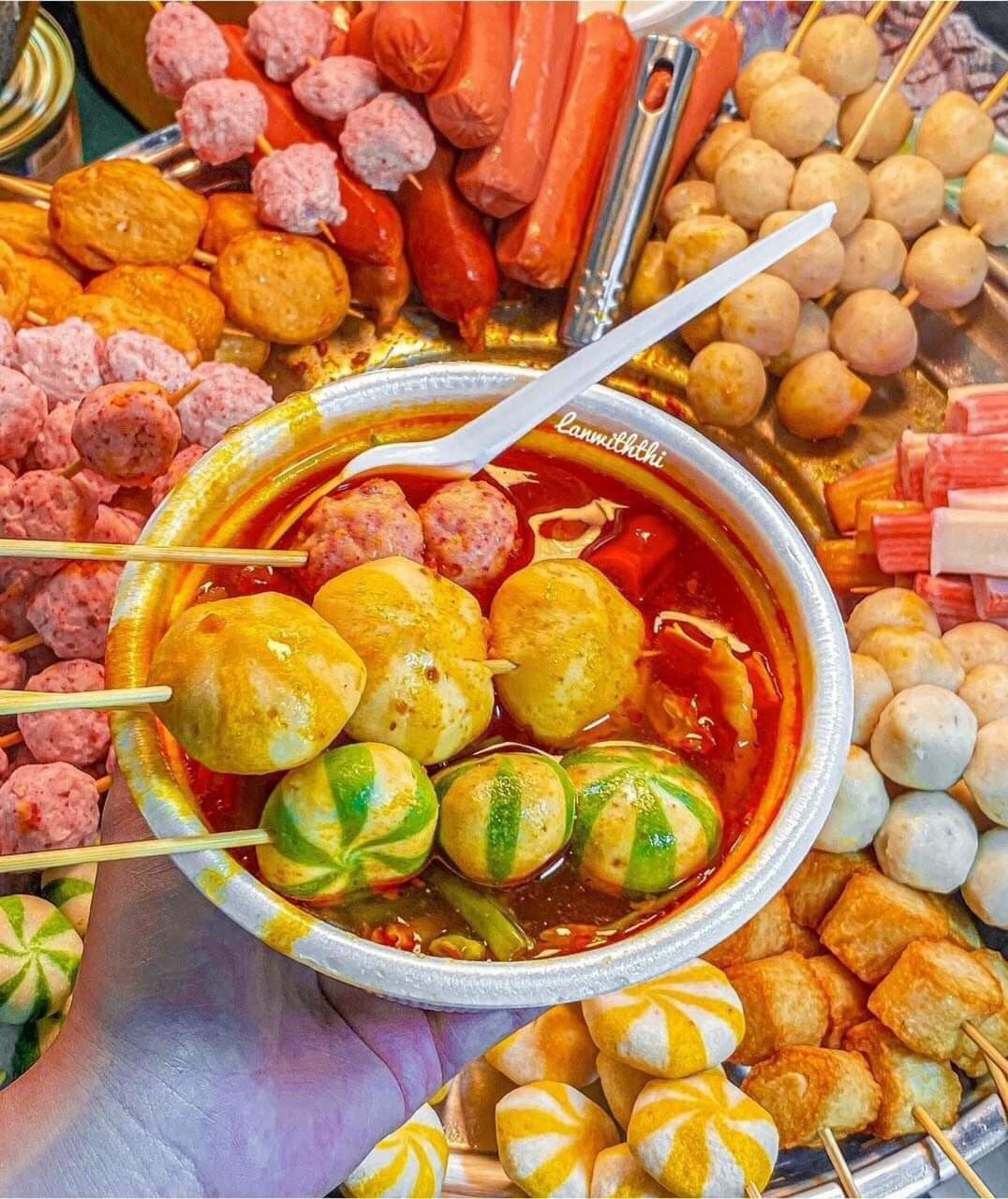VIÊN BÁNH BAO THẢ LẨU