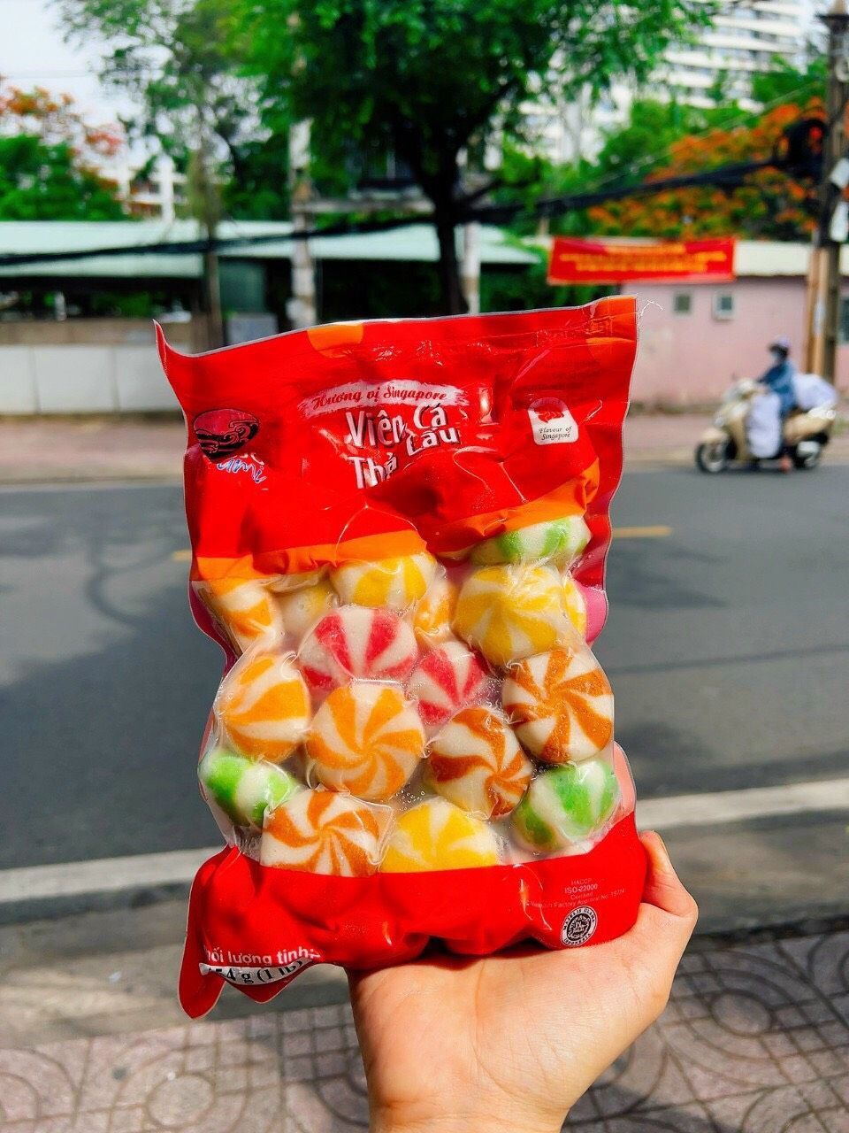 VIÊN BÁNH BAO THẢ LẨU