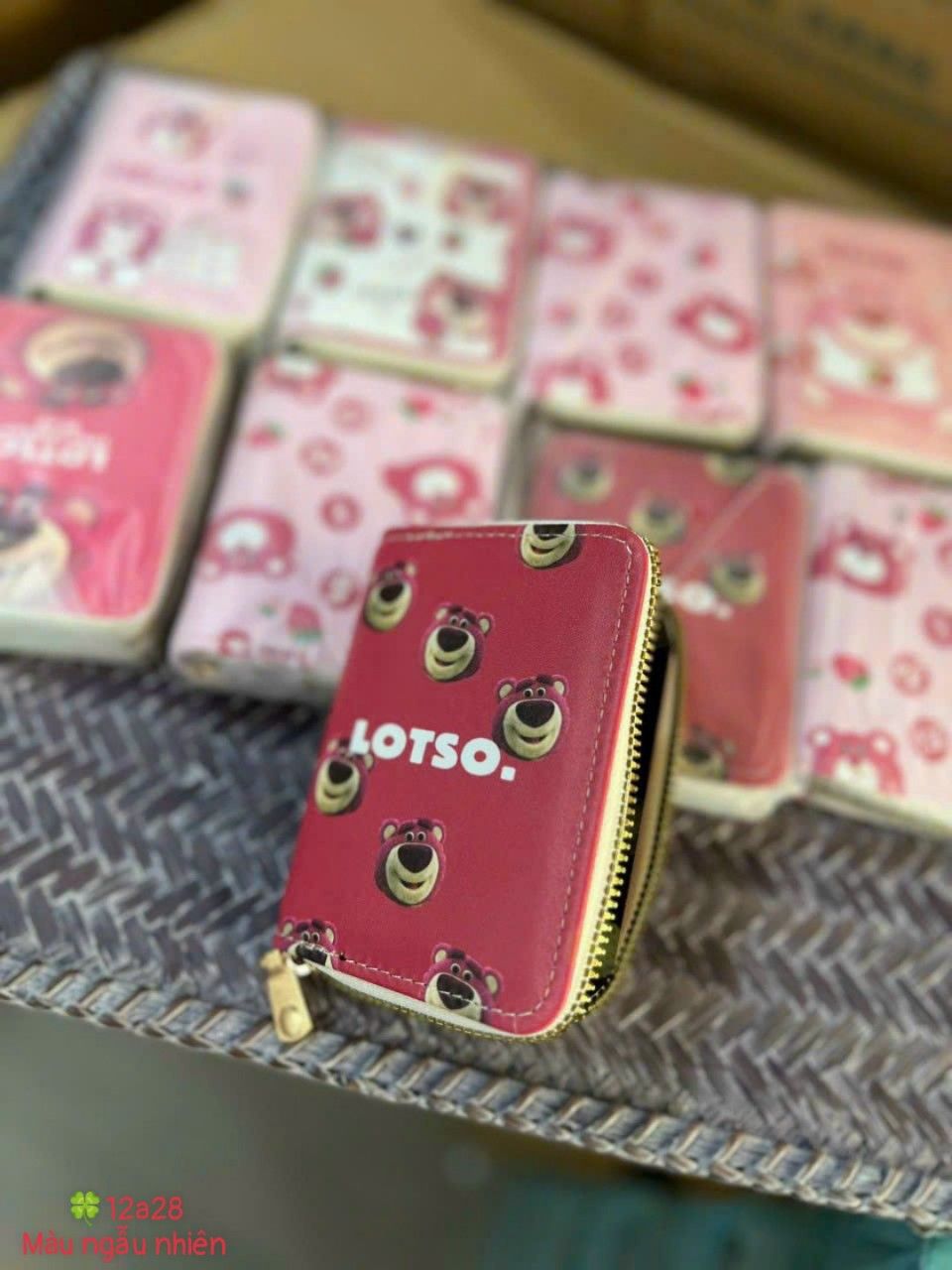 VÍ DA CẦM TAY MINI GẤU DÂU