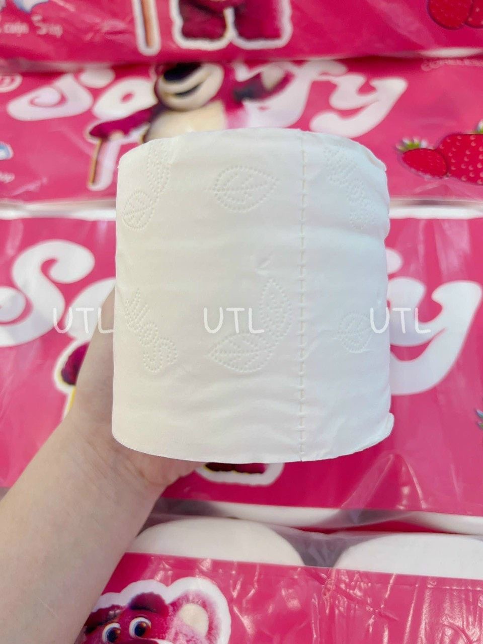 GIẤY VỆ SINH GẤU DÂU - LỐC 12 CUỘN 