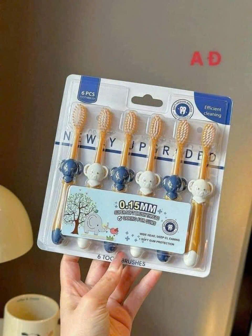 BÀN CHẢI EM BÉ HÌNH THÚ _ 1 SET ( 6 CÁI )