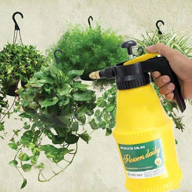 BÌNH XỊT TƯỚI CÂY 