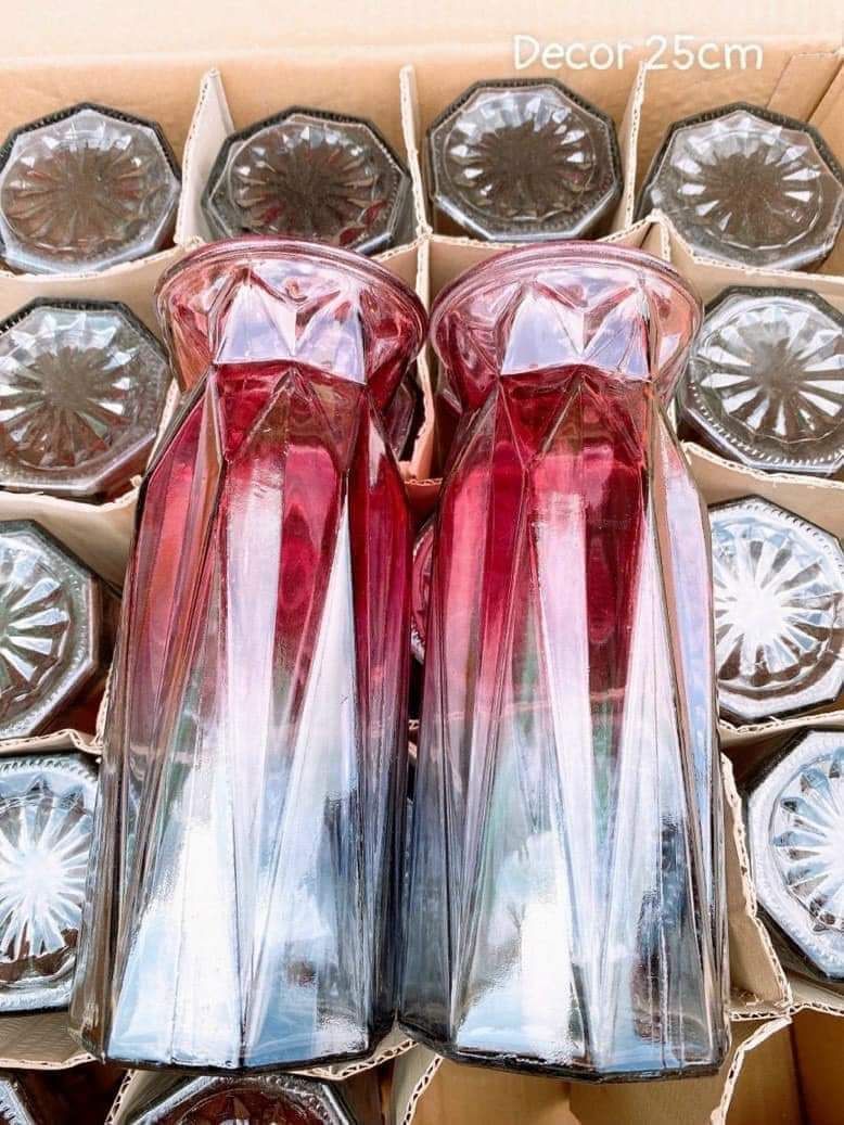 Bình Hoa Thuỷ Tinh Nhiều Màu 