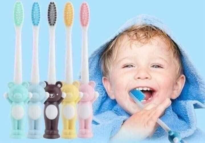  4 BÀN CHẢI TRẺ EM