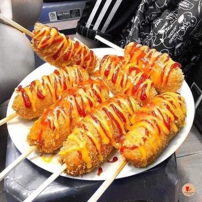 Hot dog phô mai - KHAY