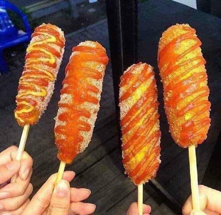 Hot dog phô mai - KHAY