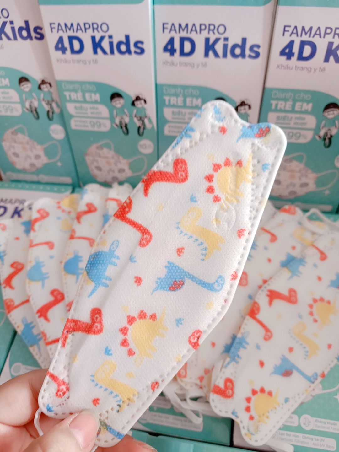 KHẨU TRANG KIDS FAMAFRO - BÁN TỪ 3 HỘP 50K